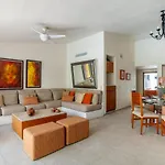 Preciosa Villa En El Campo De Golf Princess