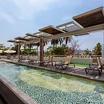 Ramada by Wyndham Acapulco Hotel&Suites
