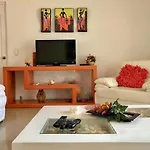 Depa De Dos Recamaras En Acapulco Diamante Frente Arena Gnp
