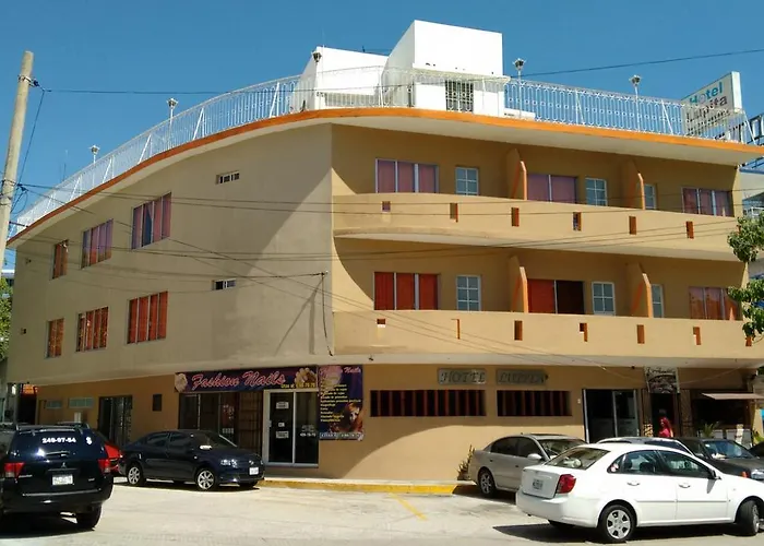 Hotel Lupita
