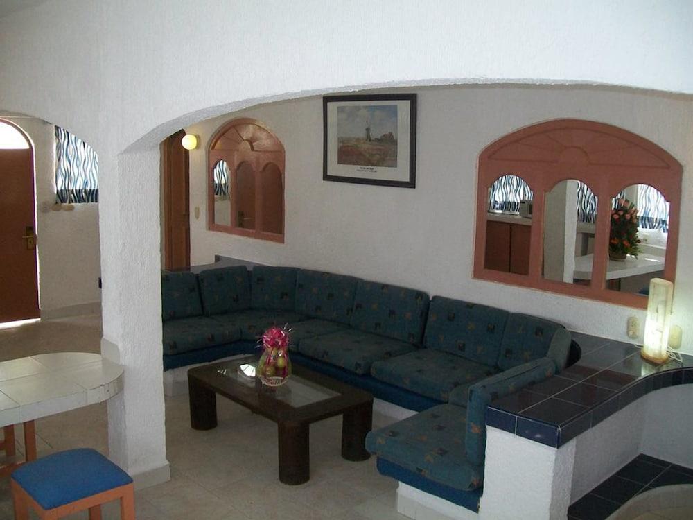 Hotel D'cesar Acapulco
