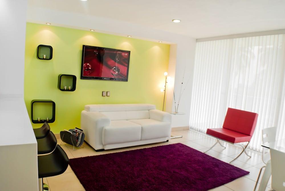 Ramada By Wyndham Hotel&suites 4*