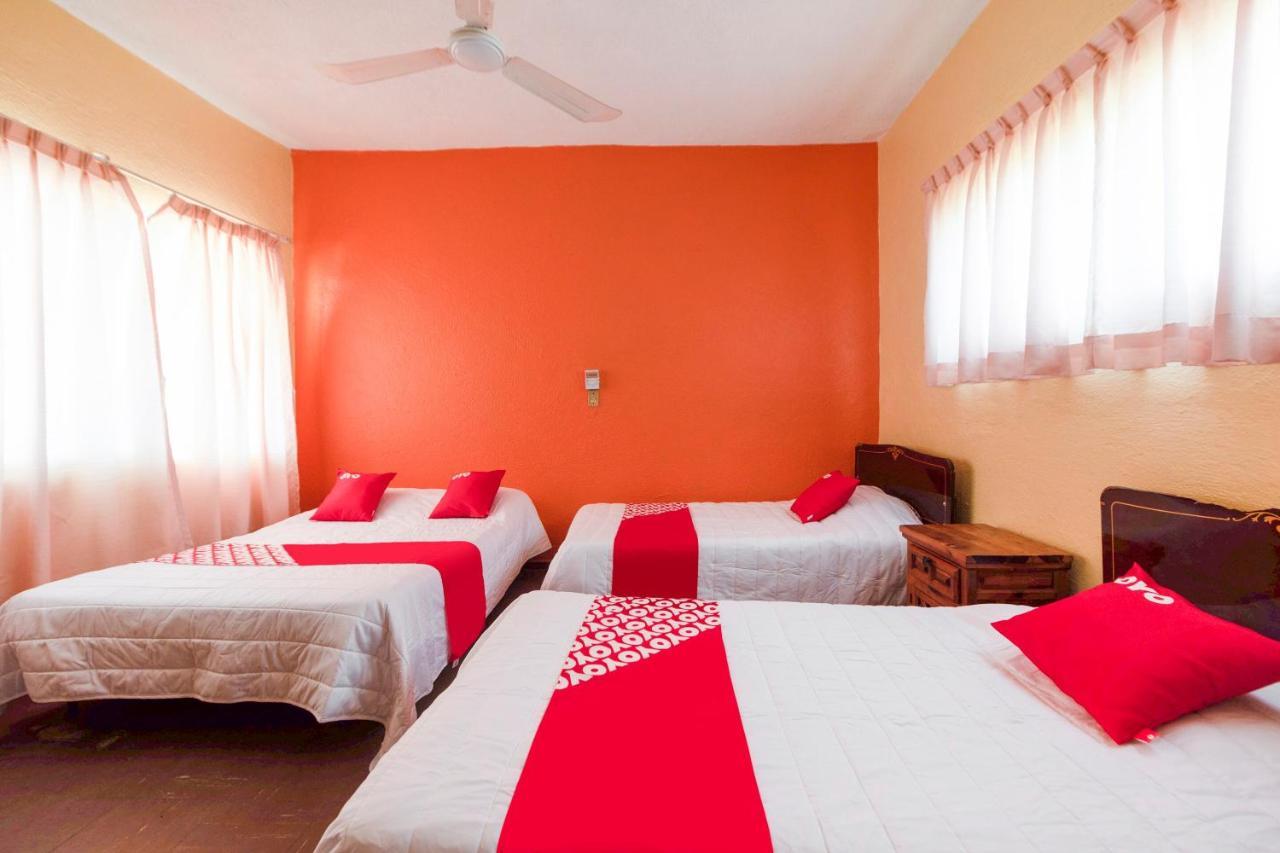 Oyo Camelinas Hotel 2*