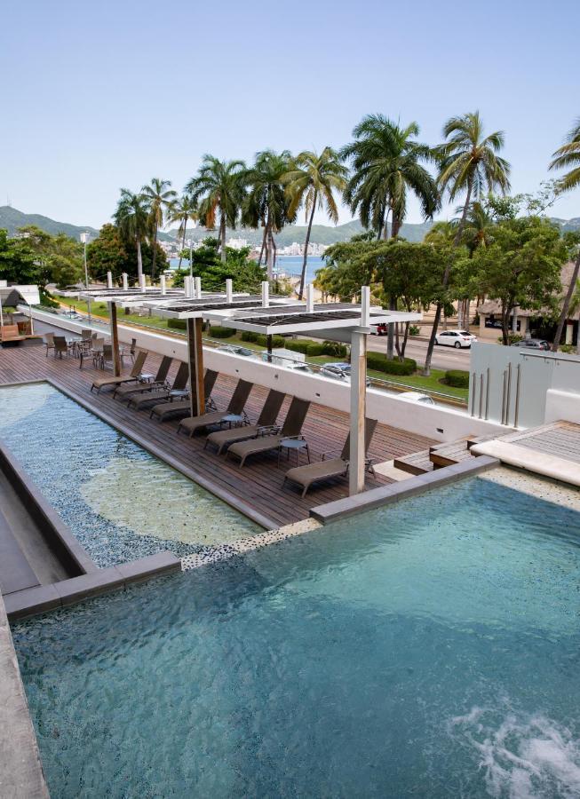Ramada By Wyndham Hotel&suites Hotel