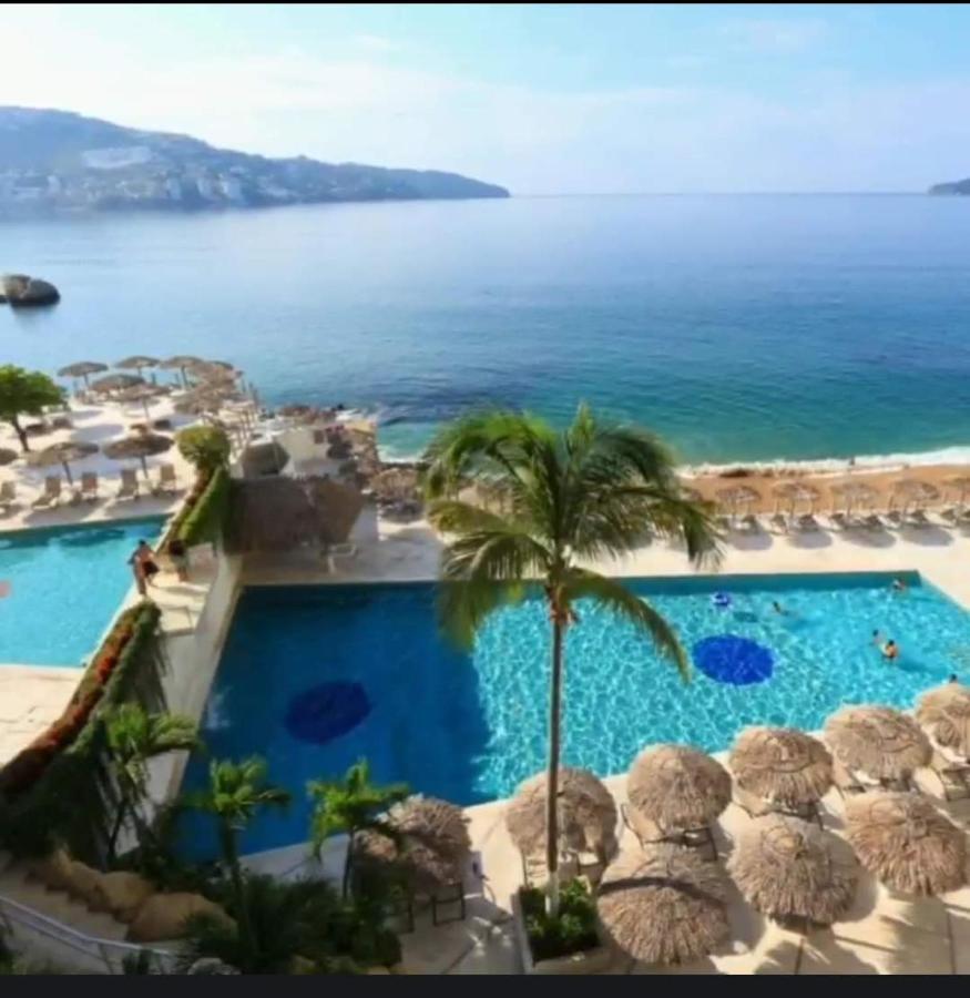 Con Vista Al Mar A Pie De Playa * Acapulco