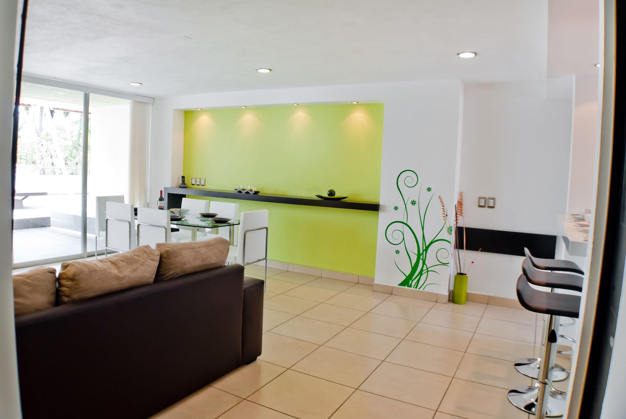 Ramada By Wyndham Hotel&suites Hotel