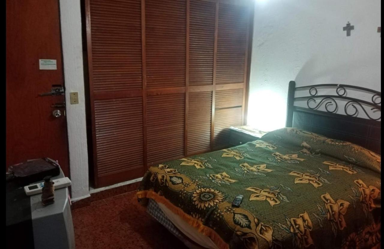 Pensión Cond Palmeras En Zona De Hoteles 5 Estrellas Costa Azul Acapulco