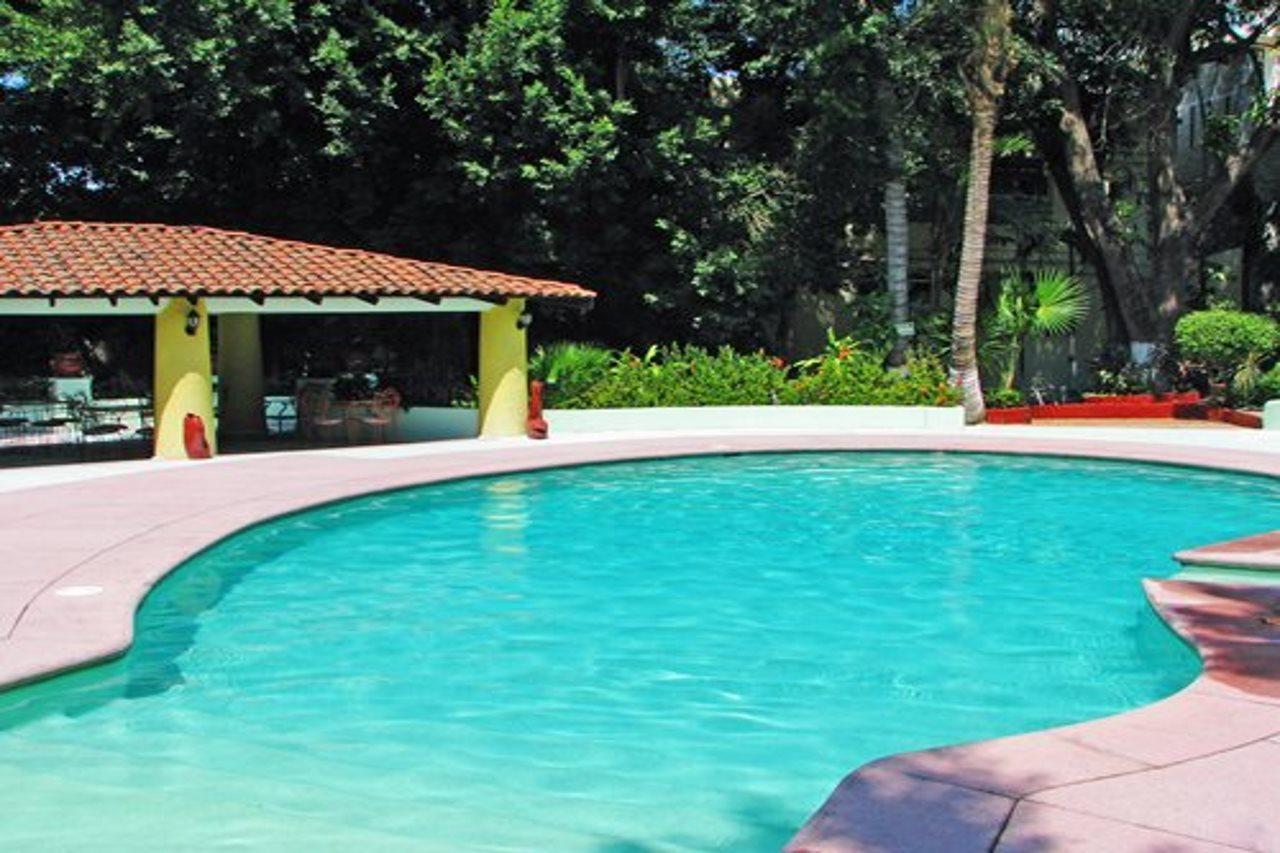 And Club Aladinos Hotel