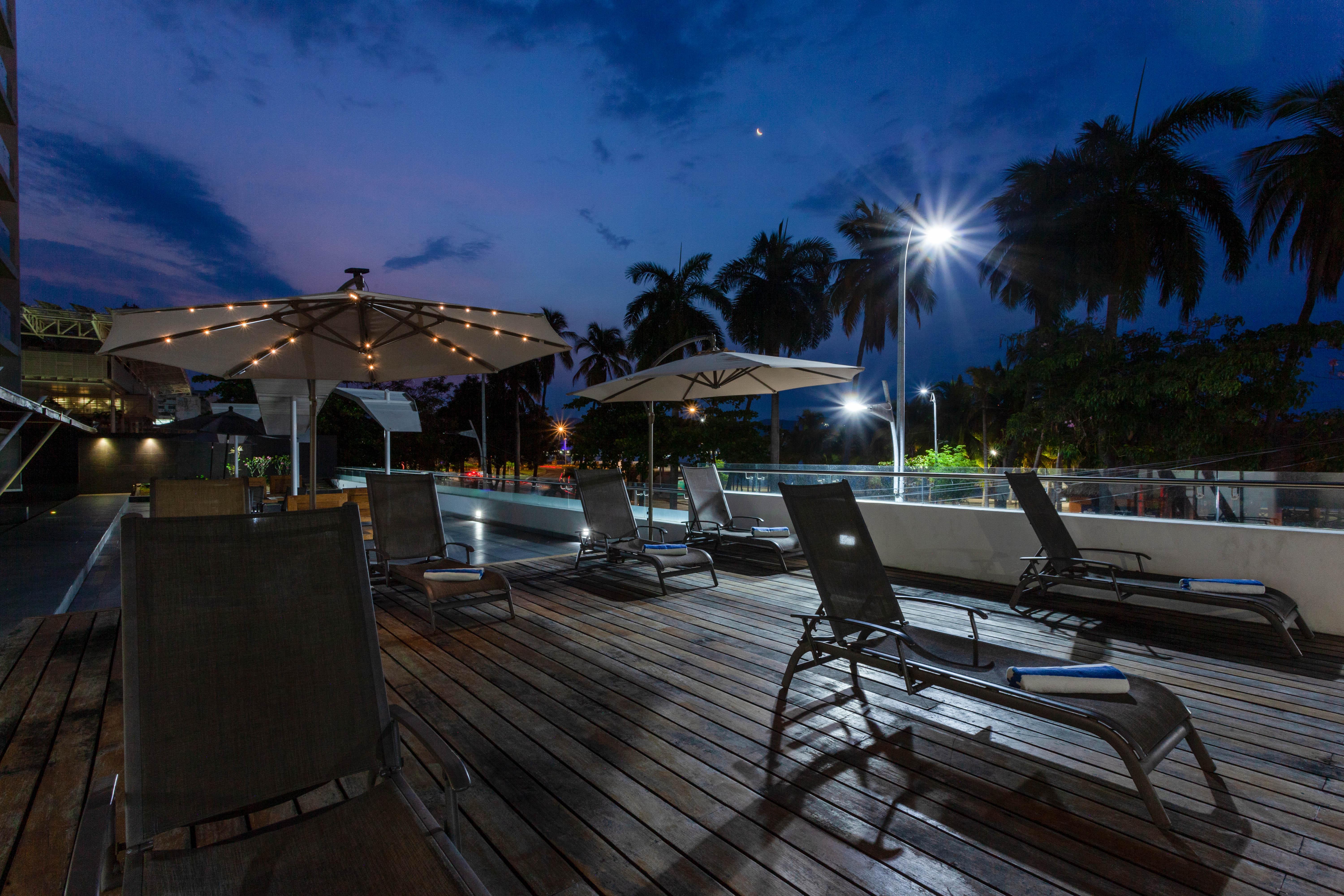 Ramada By Wyndham Hotel&suites