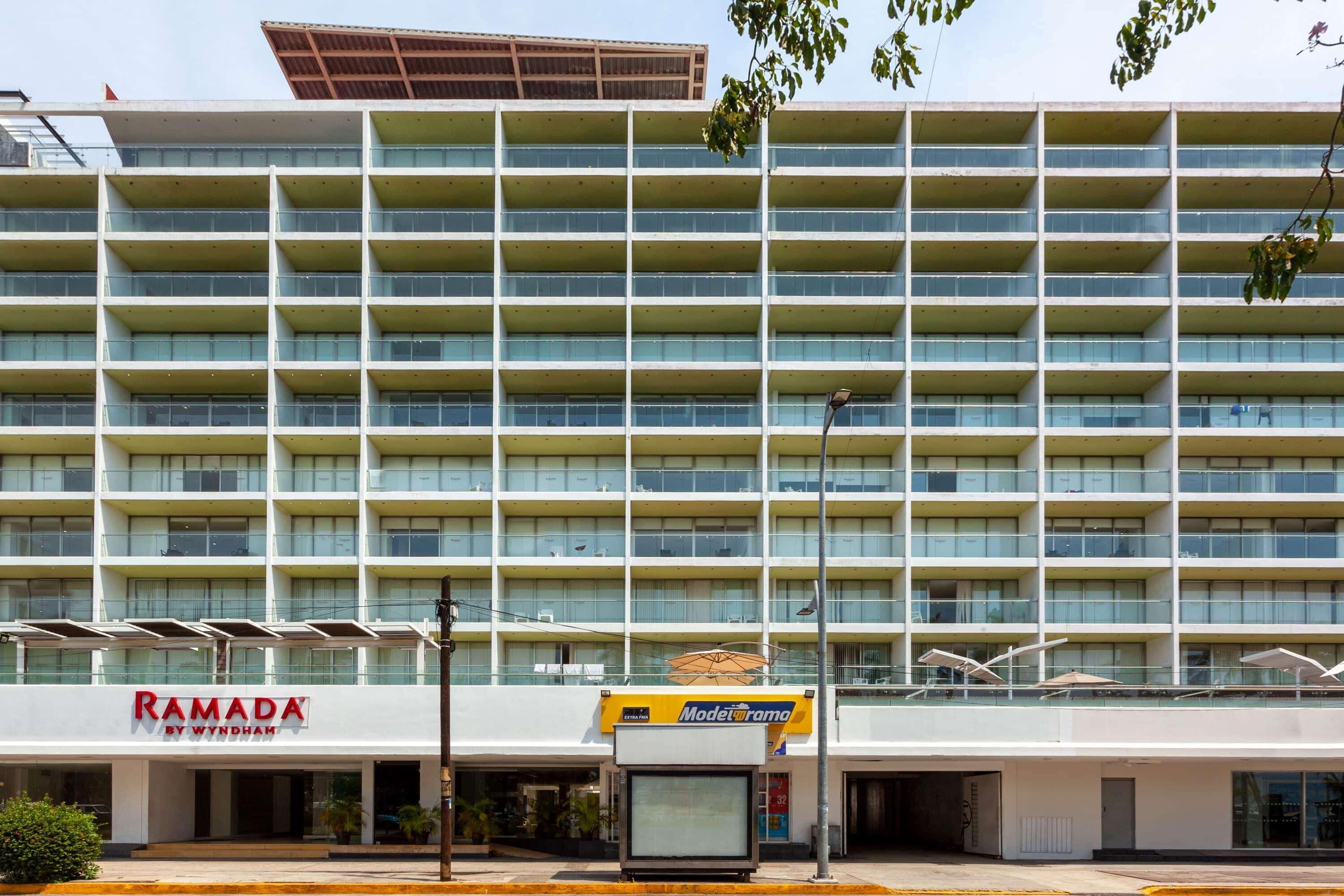 Ramada By Wyndham Hotel&suites 4* Acapulco