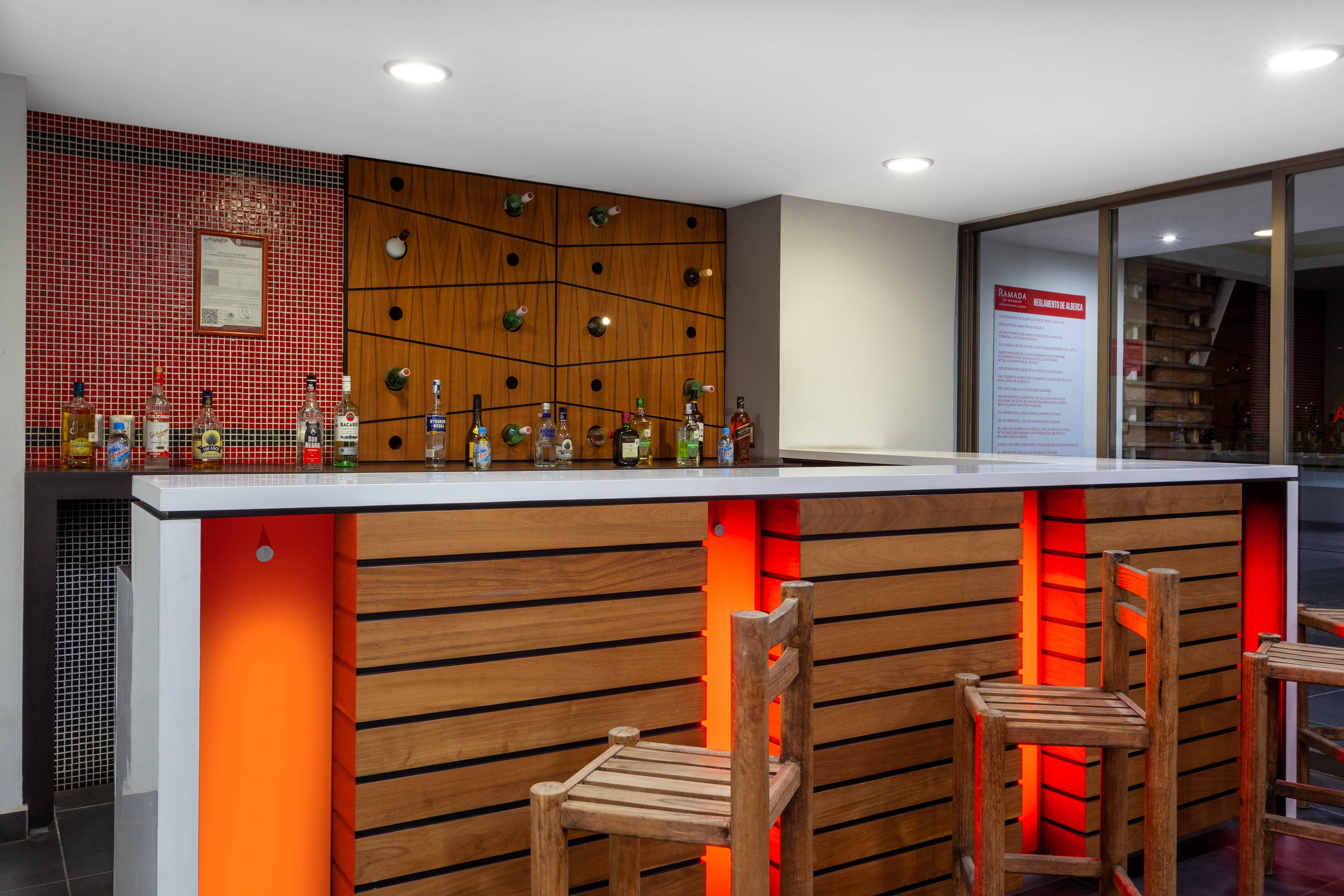 Ramada By Wyndham Hotel&suites Acapulco