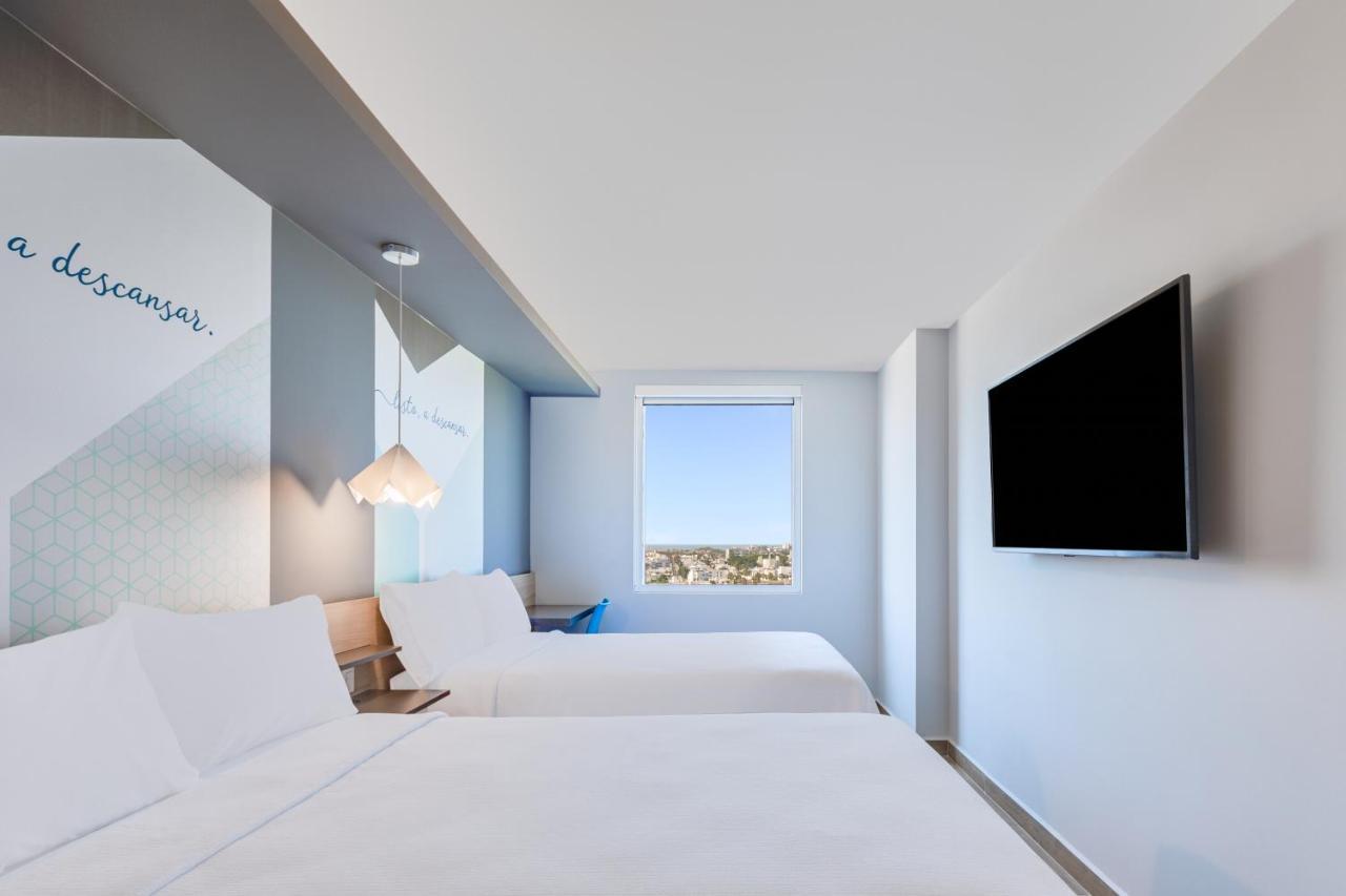 One Costera Hotel 3*