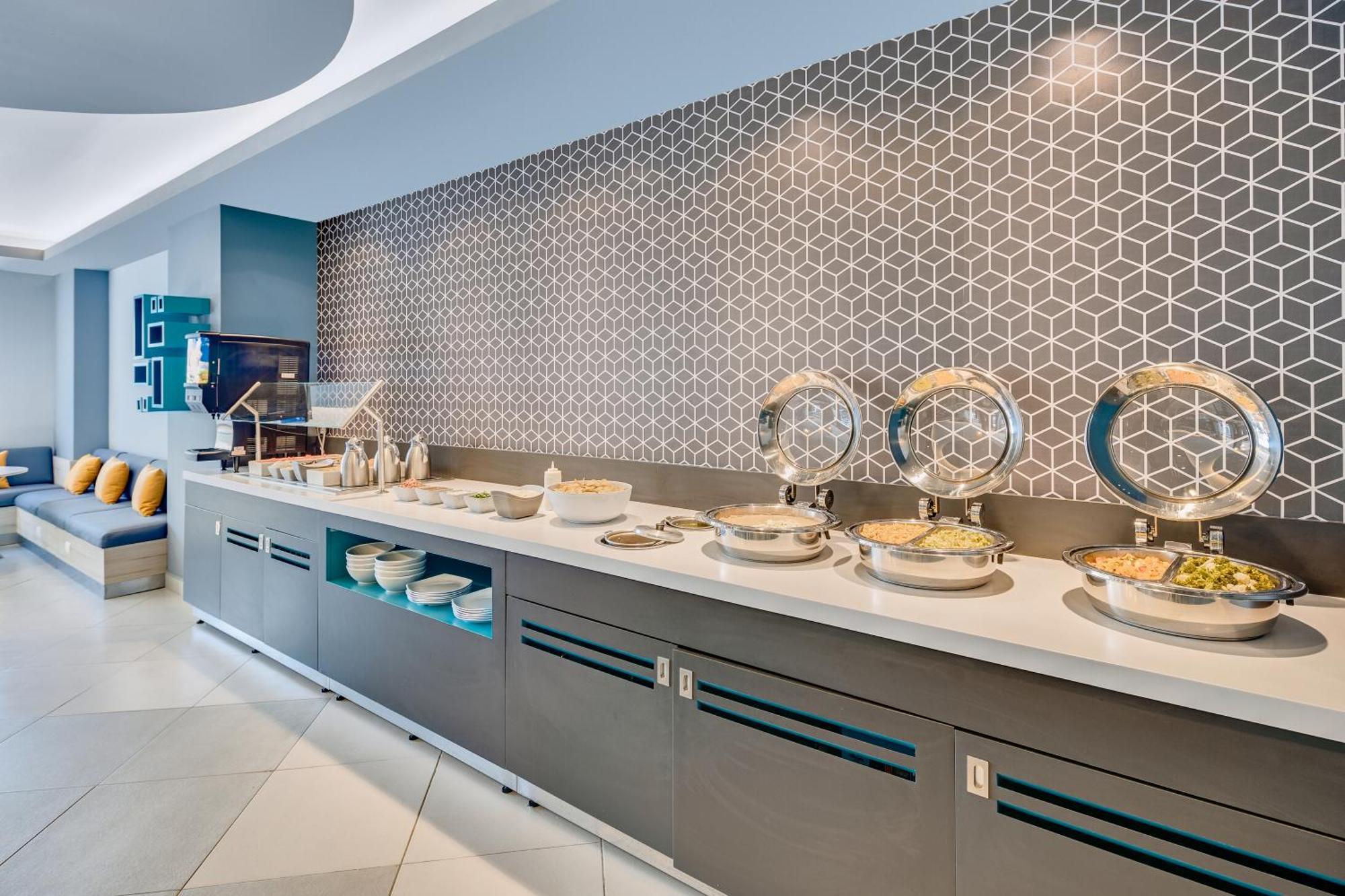 Hotel One Costera 3*