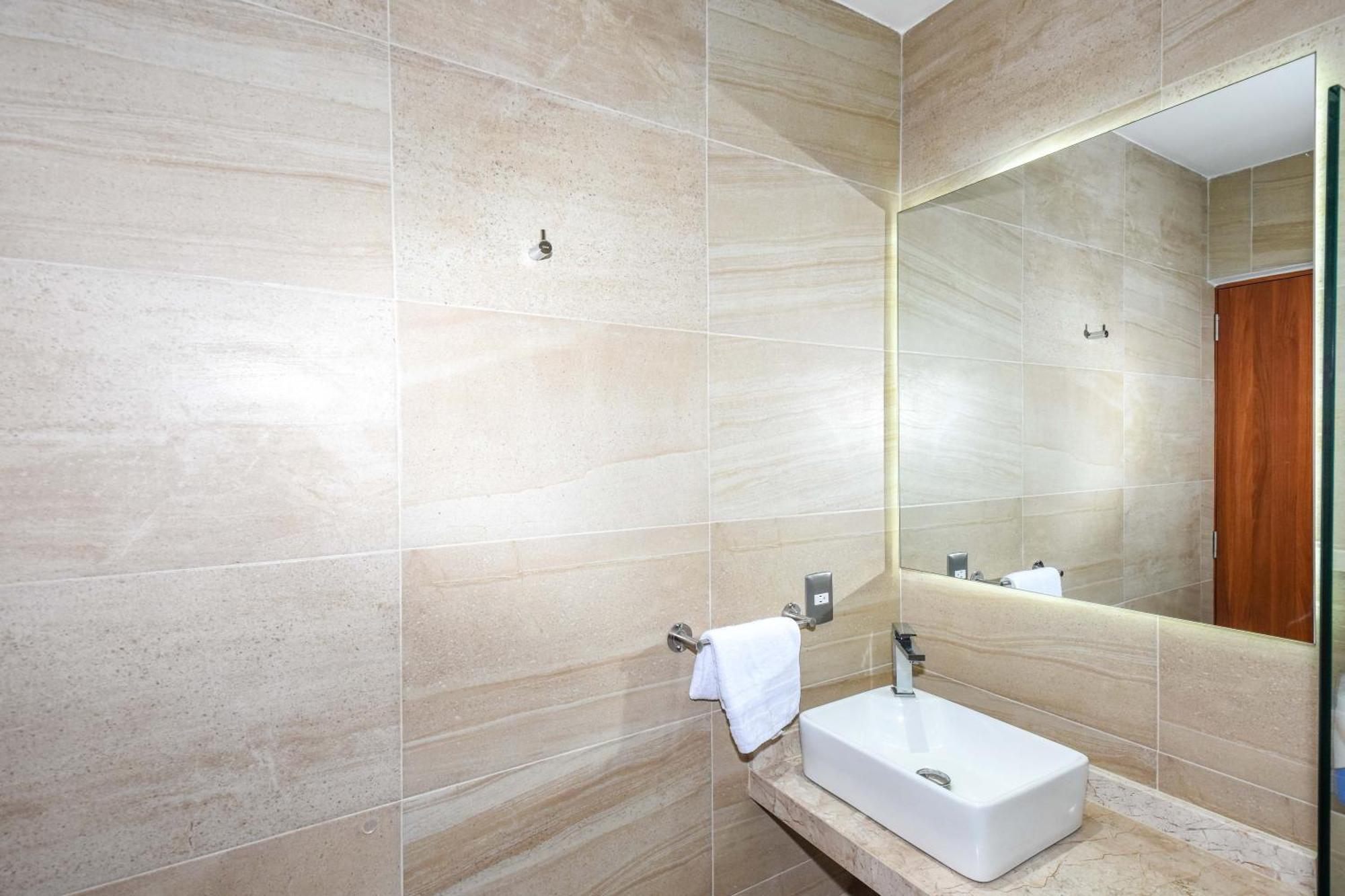 Hostpal Rooftop Diamante Apartamento *