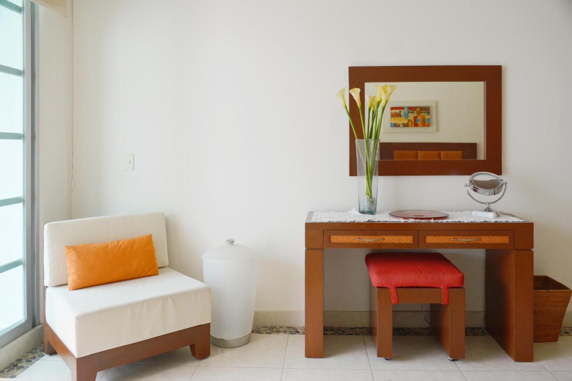 Apartment Mayan Lakes