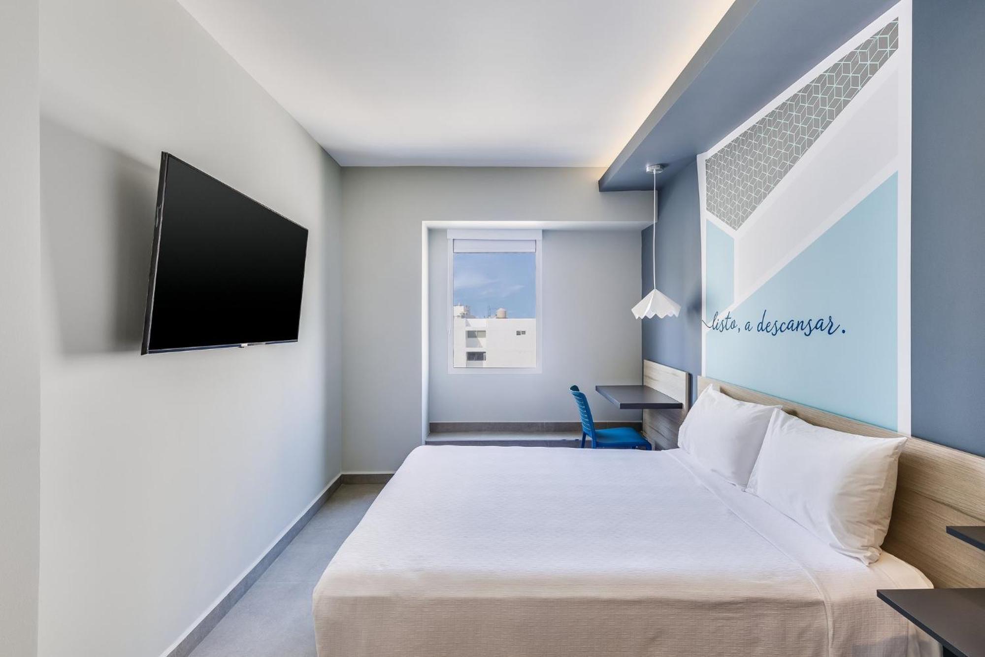 One Costera Acapulco