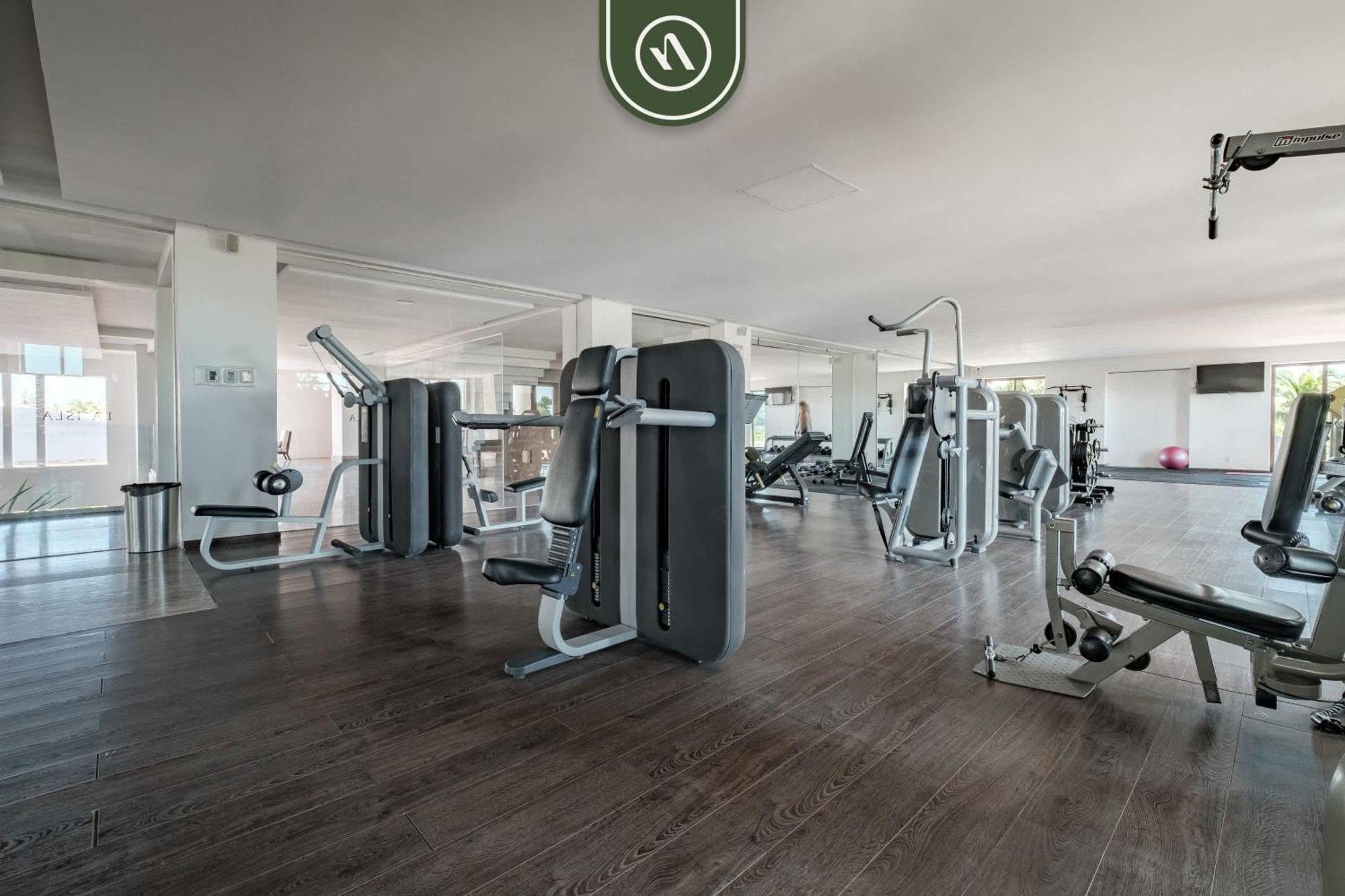Luxury - 7 Pools - Gym - Ocean Apartment Acapulco