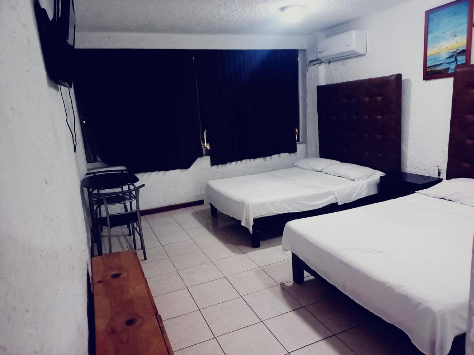 Acuario Hotel