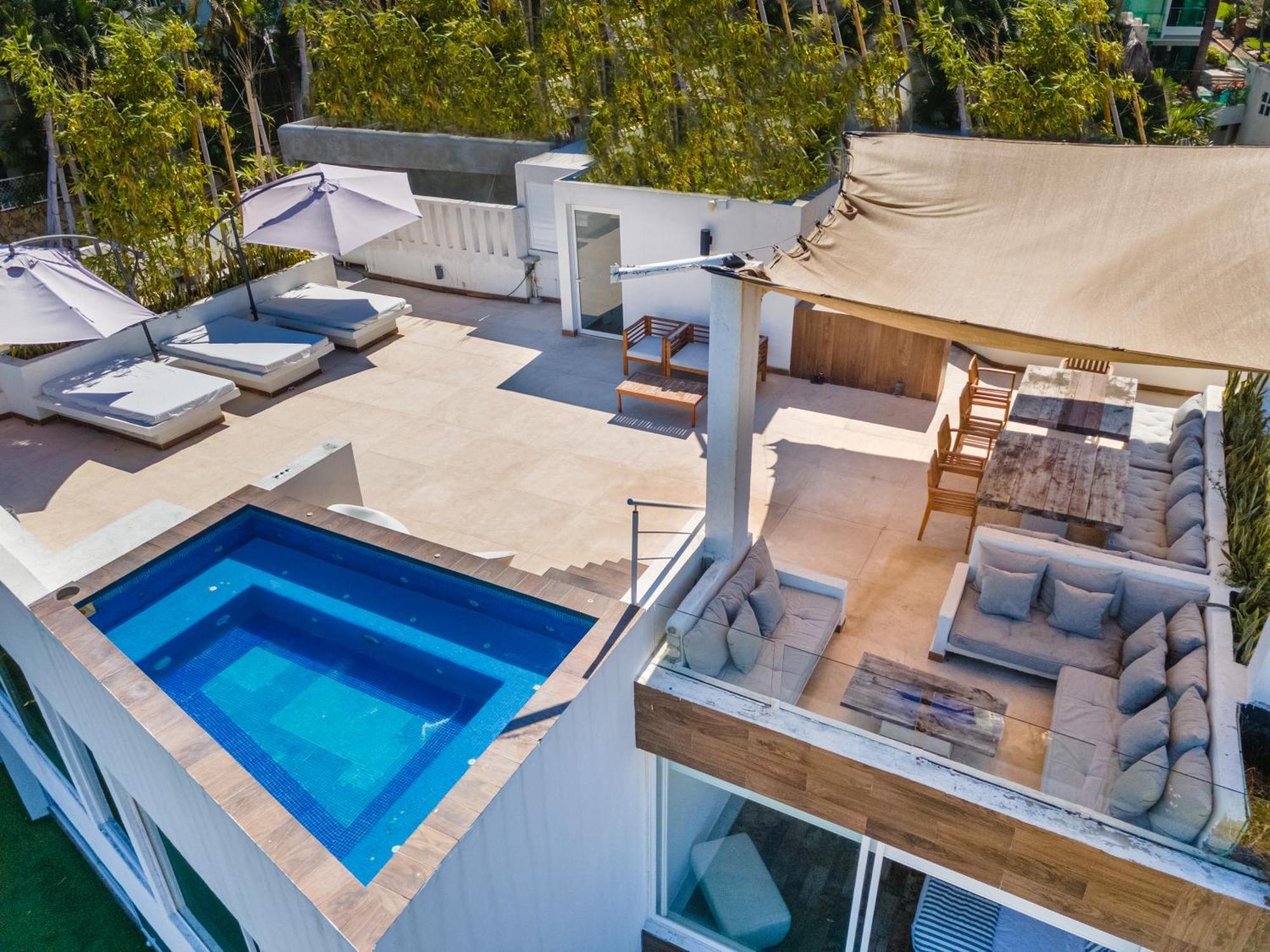 Villa Luxo Casa En Zona Brisas Guitarron Con Vistas Espectaculares Y 2 Albercas *