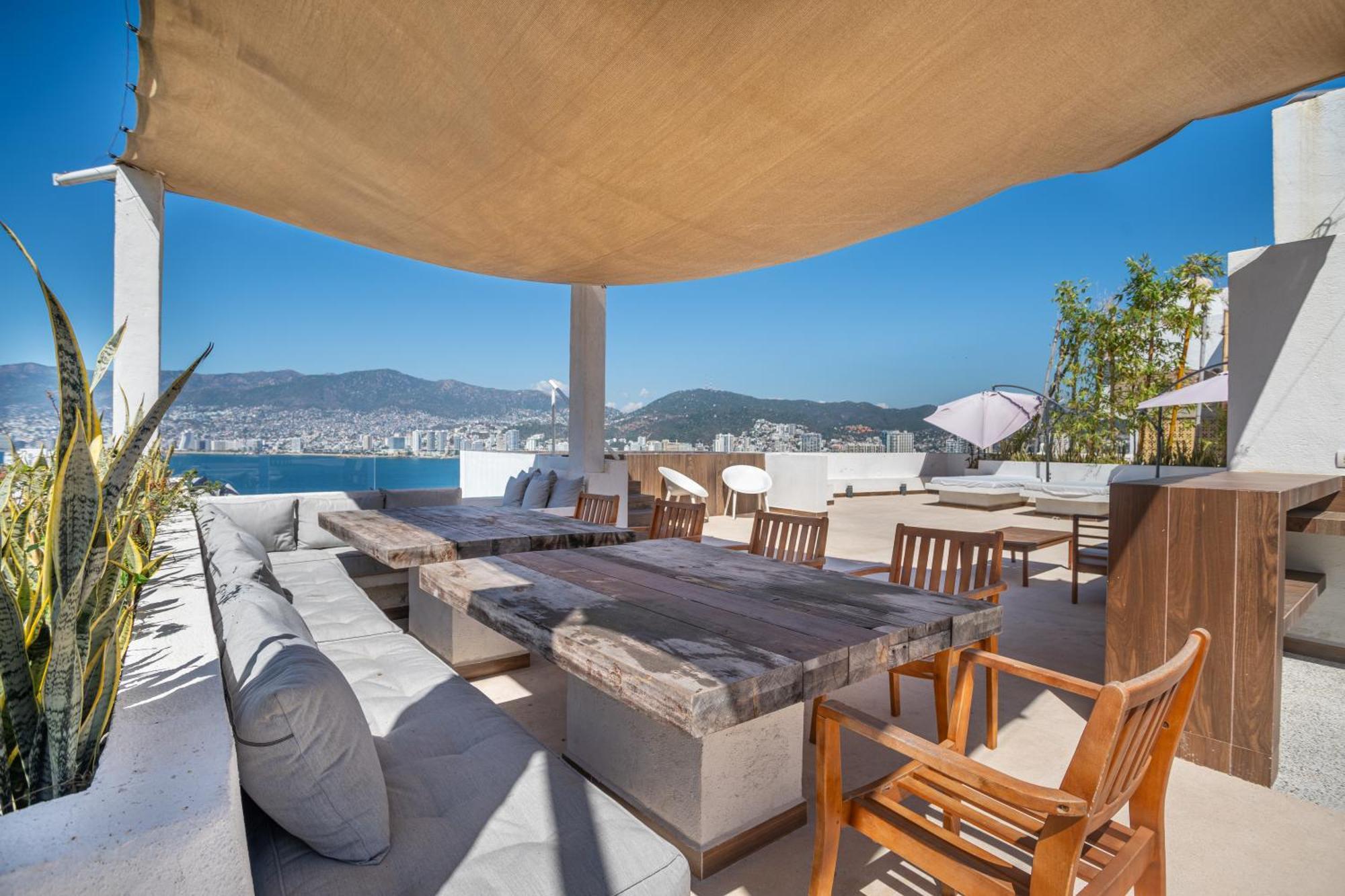 Luxo Casa En Zona Brisas Guitarron Con Vistas Espectaculares Y 2 Albercas Villa