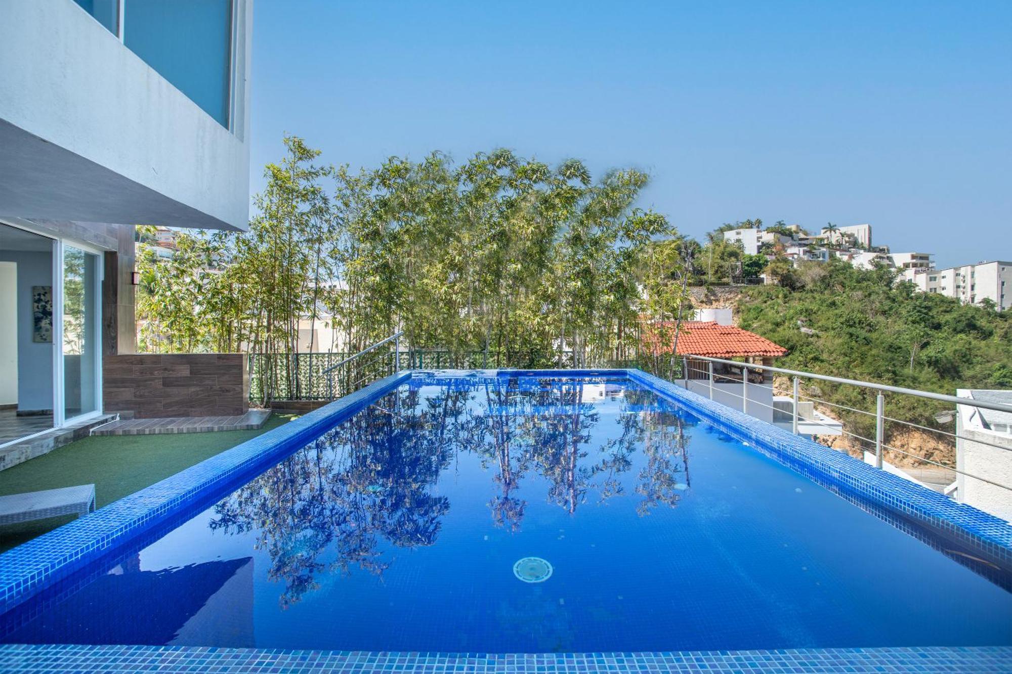 Villa Luxo Casa En Zona Brisas Guitarron Con Vistas Espectaculares Y 2 Albercas