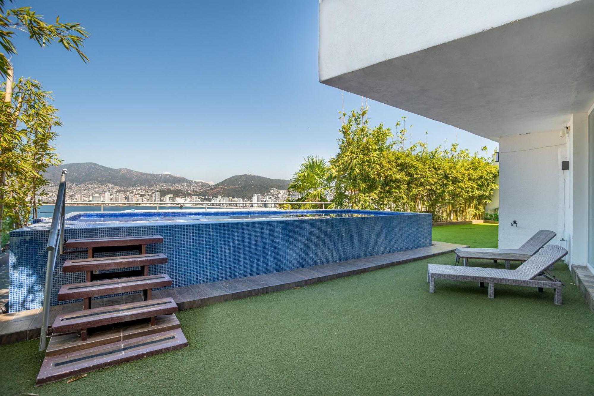 Luxo Casa En Zona Brisas Guitarron Con Vistas Espectaculares Y 2 Albercas