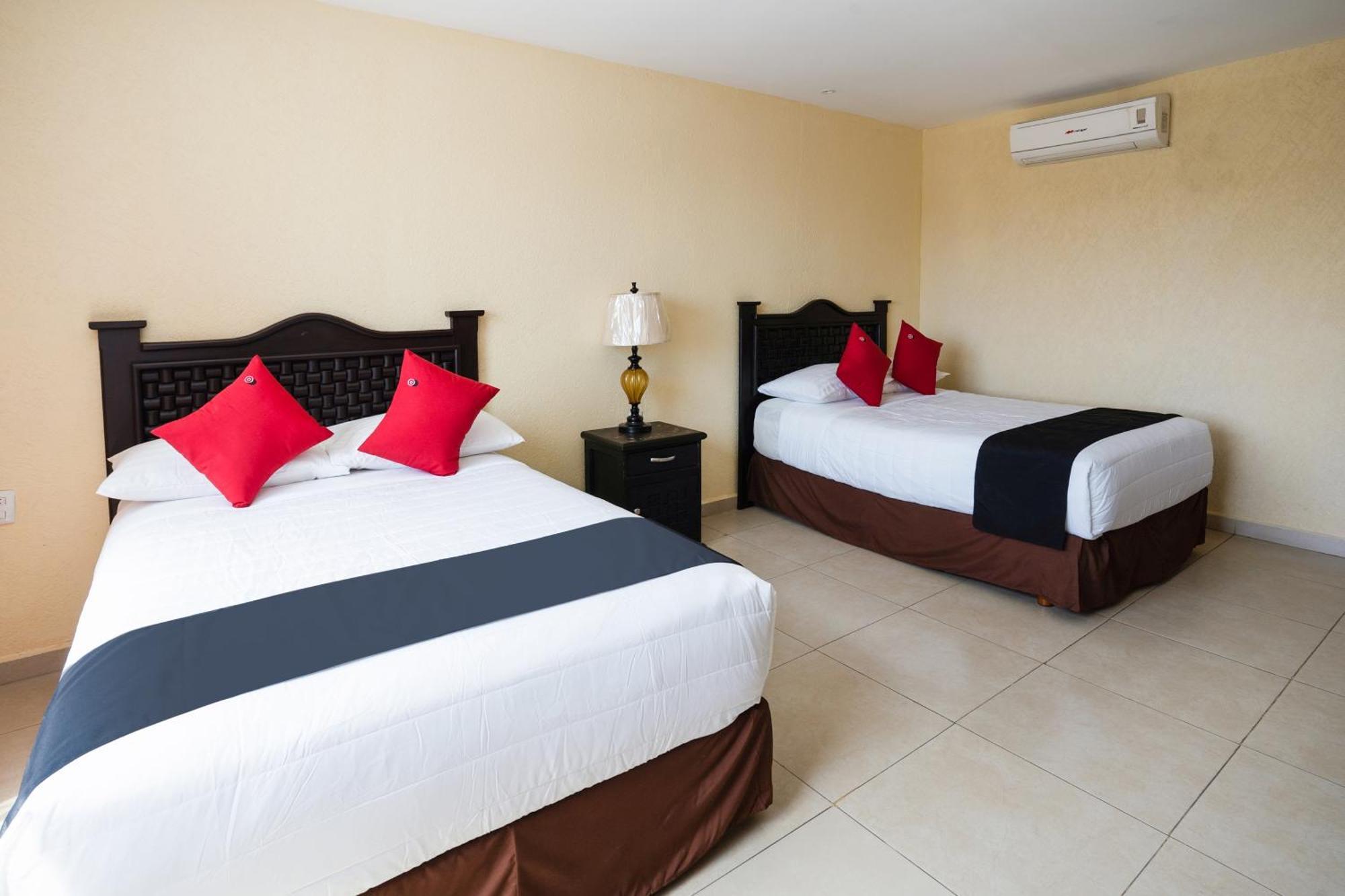 Hotel Capital O Caracoles, 3*