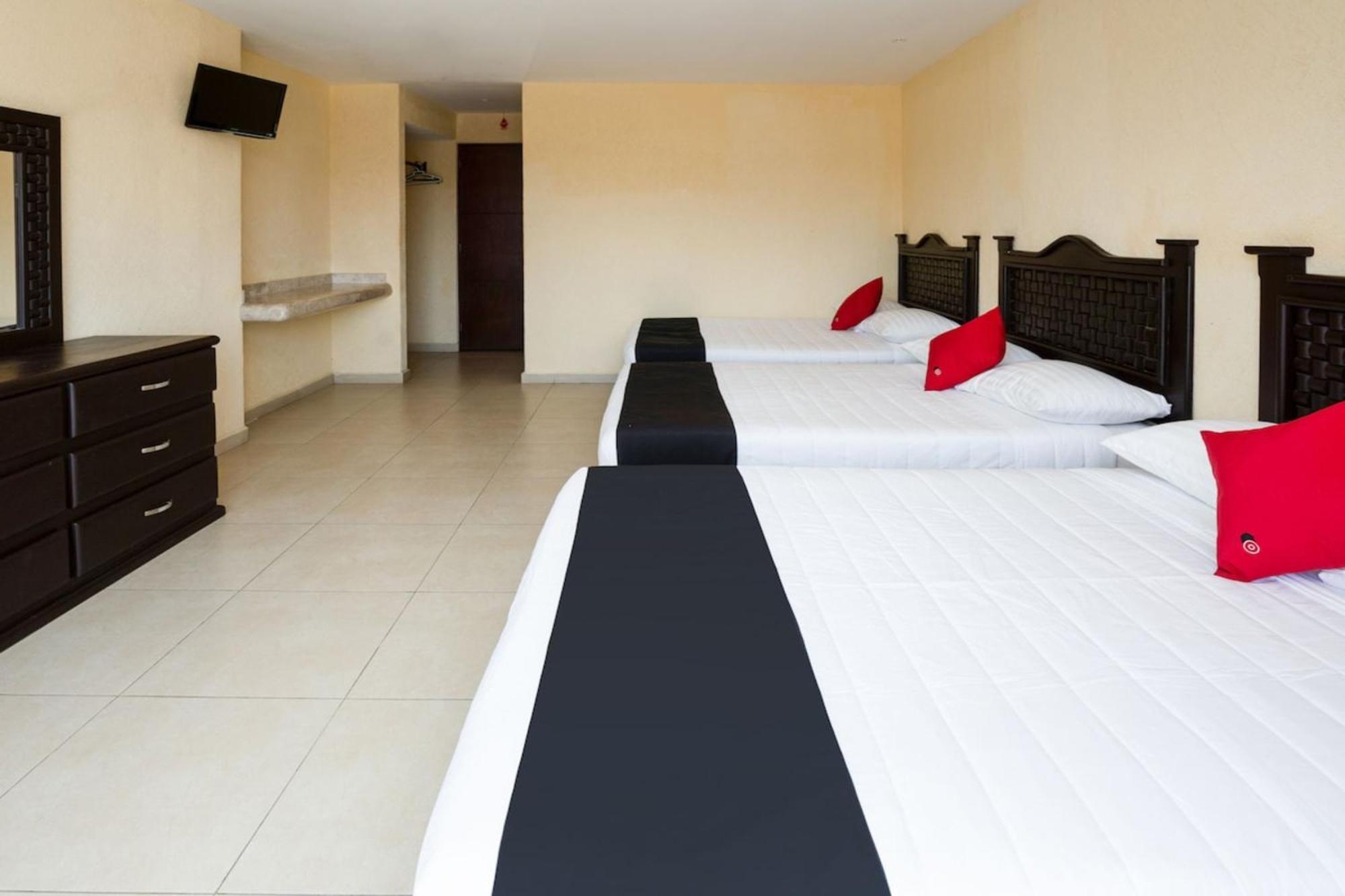 Capital O Caracoles, Hotel 3*