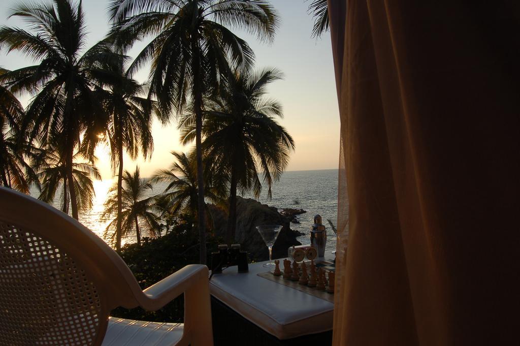 Cocos Camp Hotel