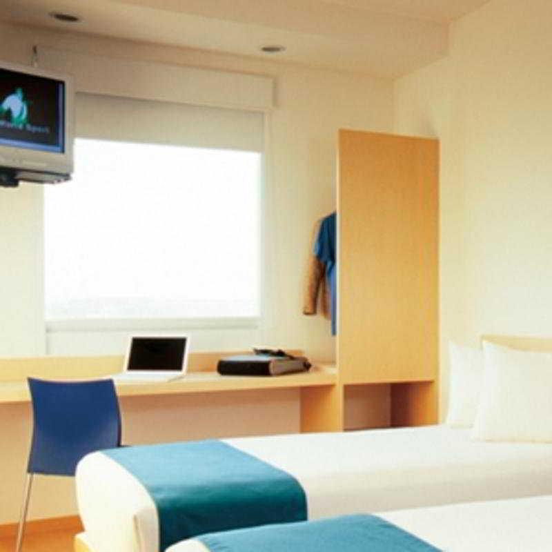 Hotel One Costera 3*