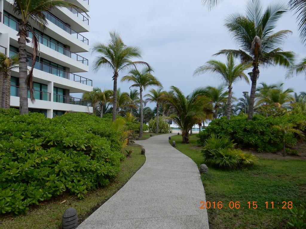 La Isla Gran Cayman 904 *