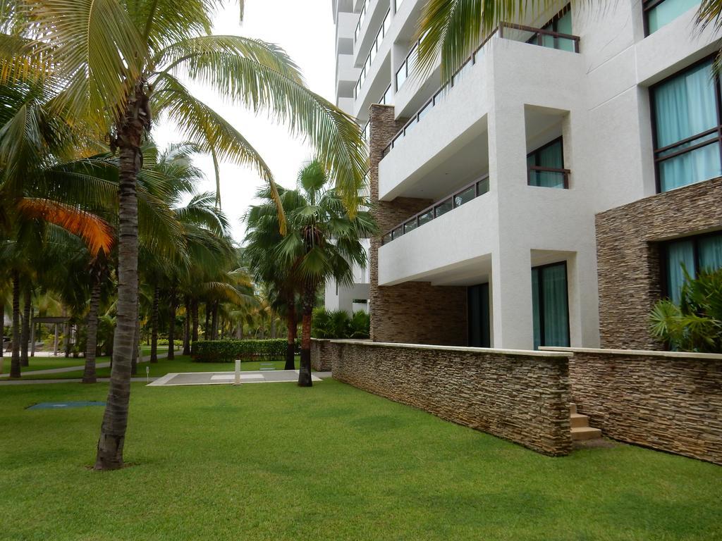 La Isla Gran Cayman 904 * Acapulco