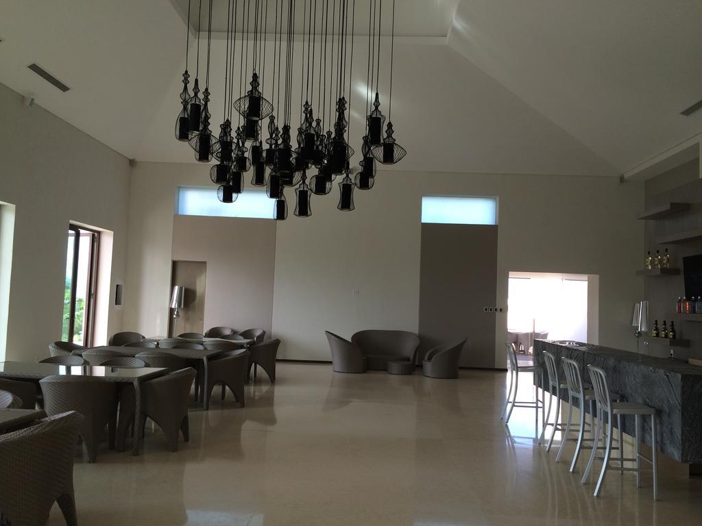 Apartment La Isla Gran Cayman 904 Acapulco