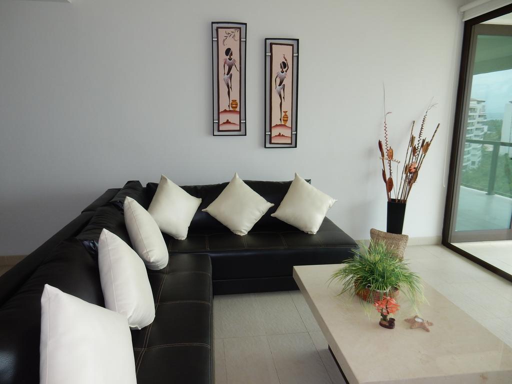 Apartment La Isla Gran Cayman 904 Acapulco