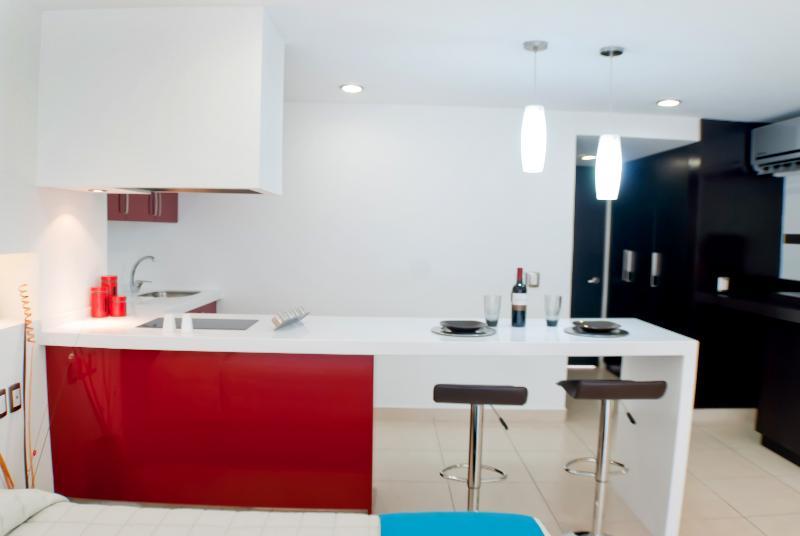 Ramada By Wyndham Hotel&suites Acapulco