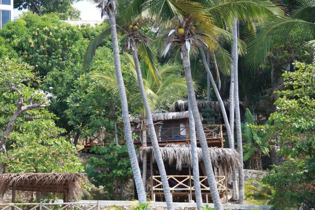Cocos Camp Hotel Acapulco