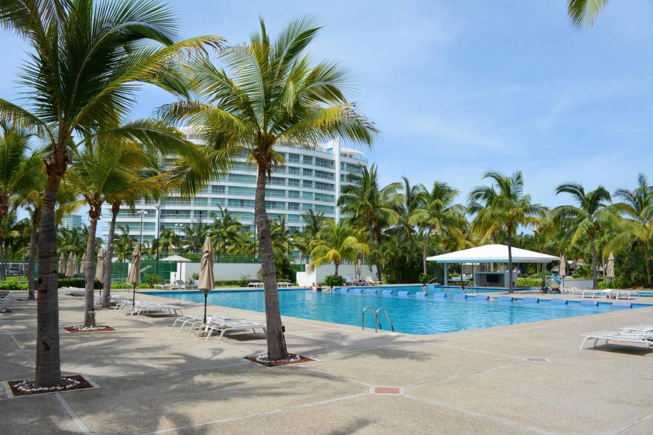 Mayan Lakes * Acapulco