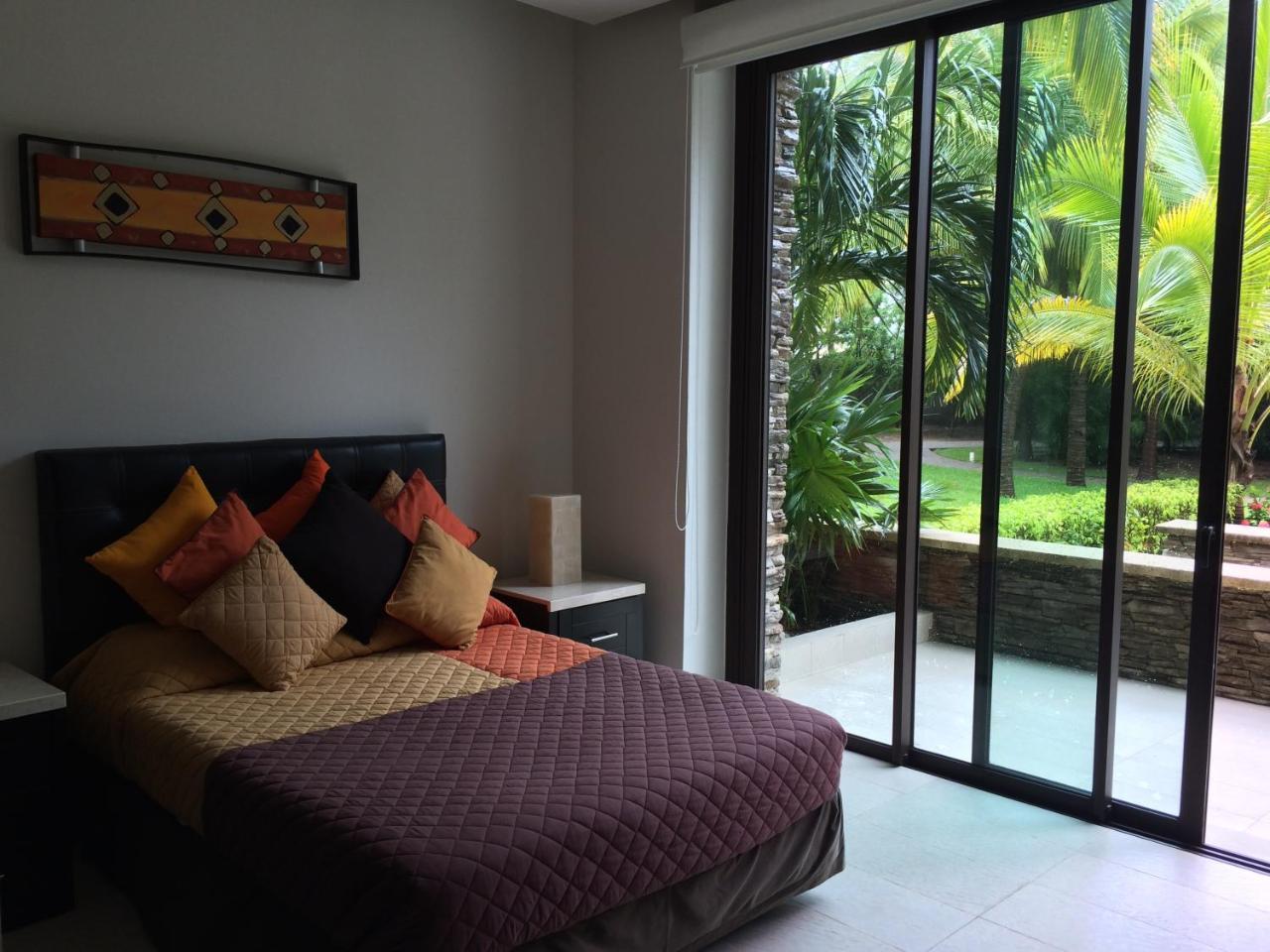La Isla Gran Cayman 904