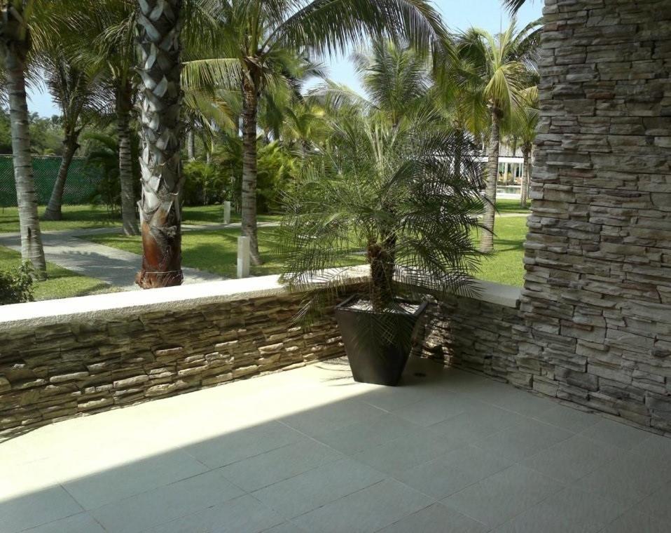 La Isla Gran Cayman 904 Apartment *