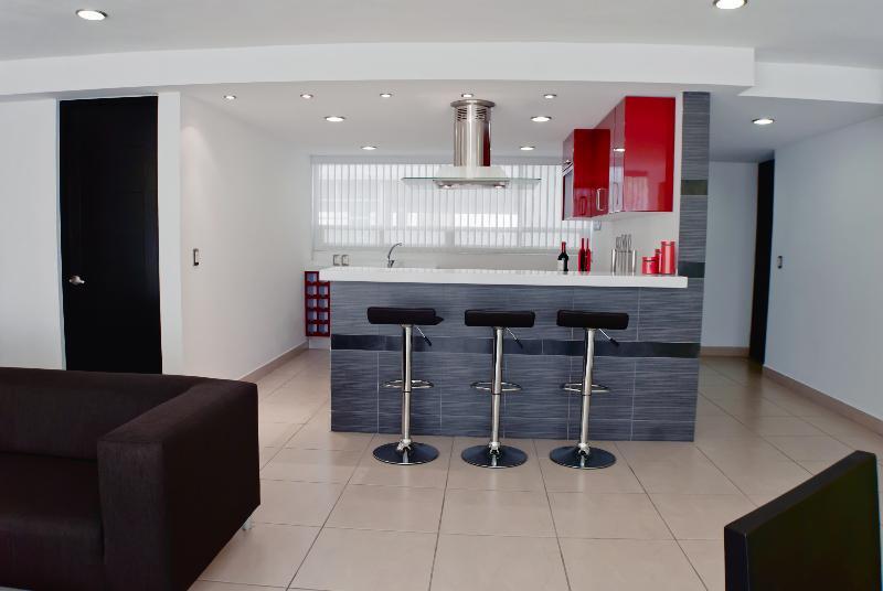 Hotel Ramada By Wyndham Hotel&suites Acapulco