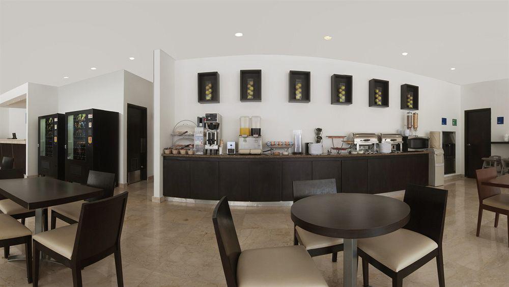 One Costera Hotel 3*