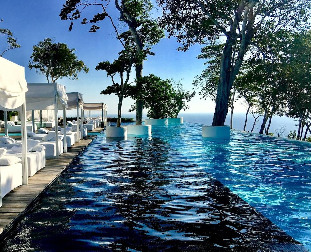 Hotel Encanto