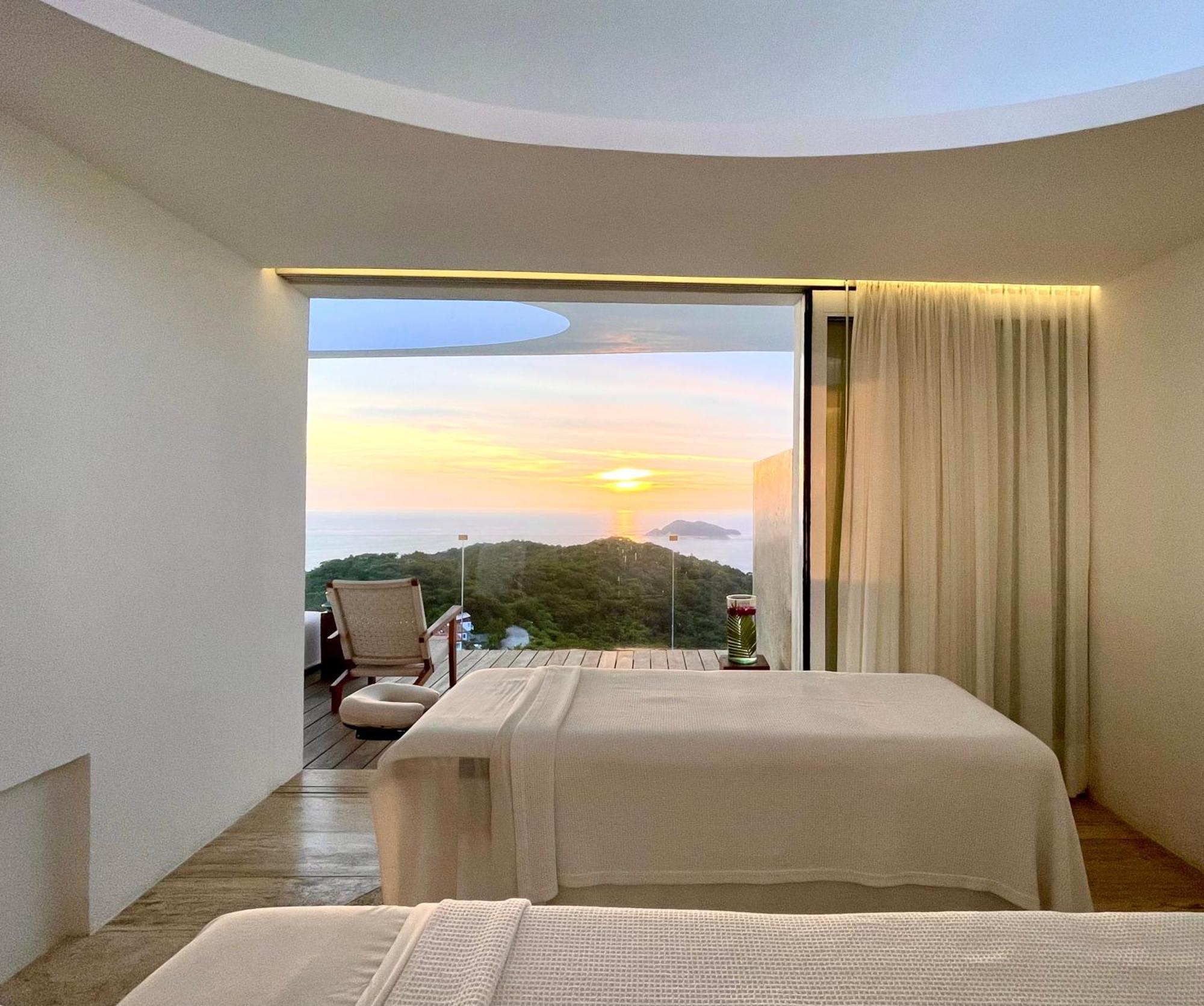 Encanto 5* Acapulco