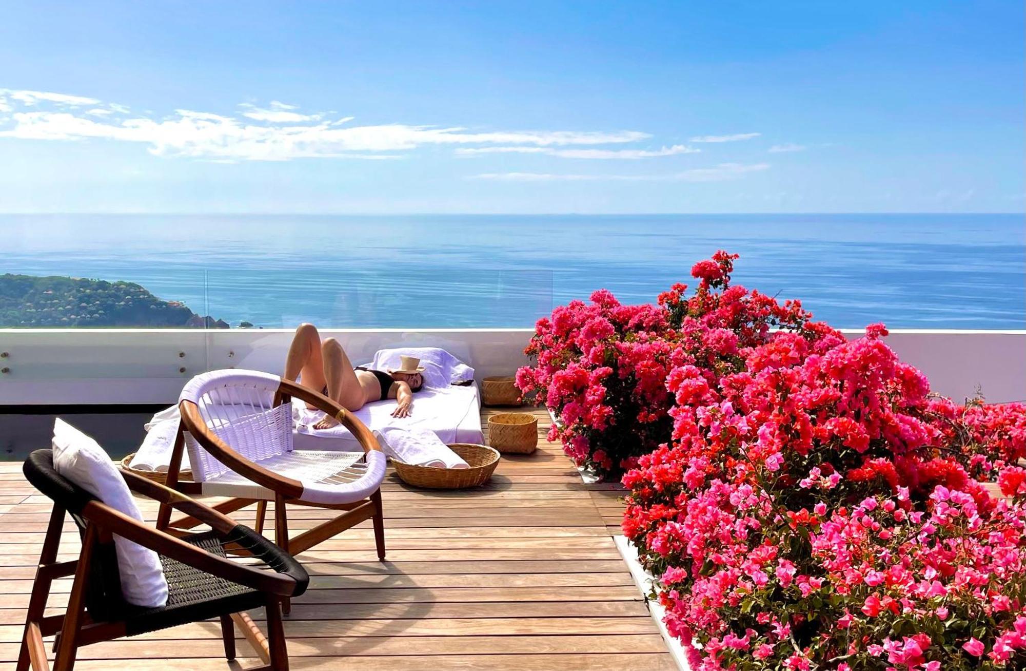Encanto Hotel 5*