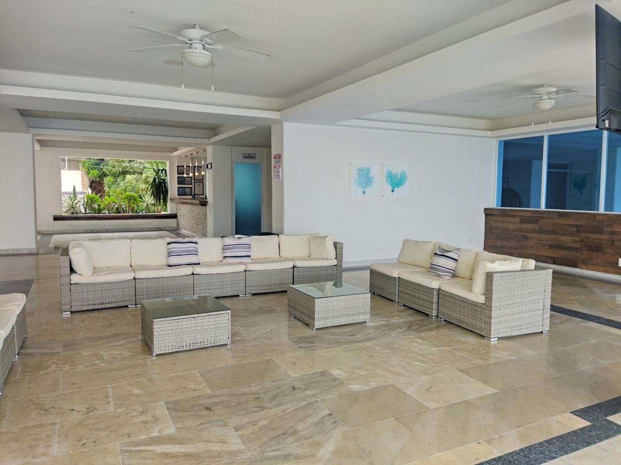 Hotel Aristos 4*