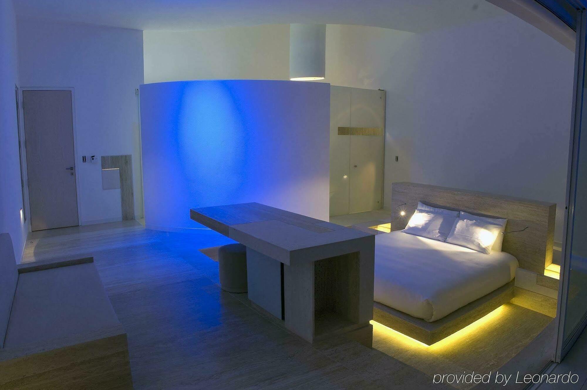 Encanto Hotel