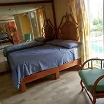 Iow4 Lm Junior Suite