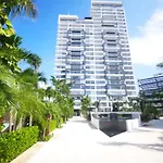 Apartamento con Piscina Frente al Mar en Acapulco