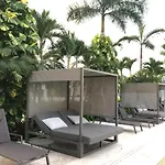 Apartamento con Piscina Frente al Mar en Acapulco