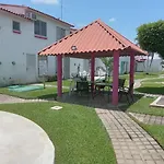 Condominio La Duquesa, Bonita alberca, casi en la puerta, WIFI, Agradable, Tranquilidad